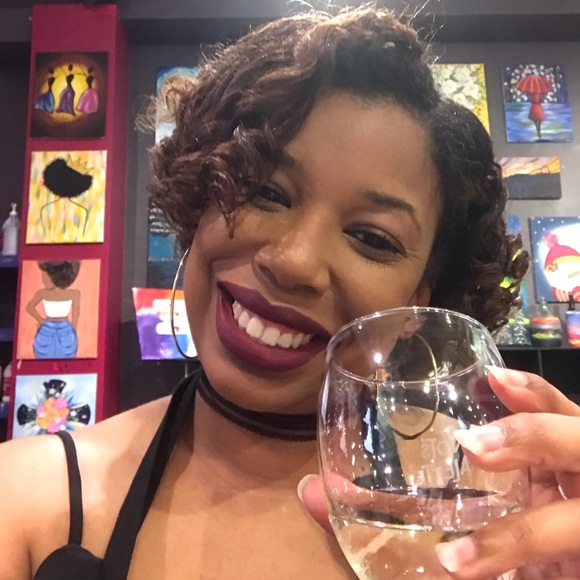 Meet your Posher, Candace - Picture 5 of 5